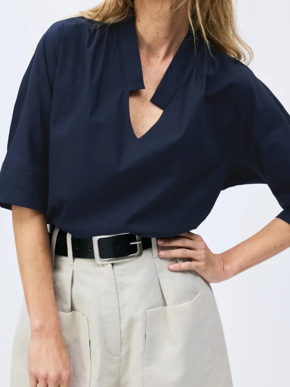 Callas Milano Andie Top Navy Cotton Poplin Split Neck Blouse Size 40